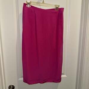 Amanda Smith 100% Silk Skirt